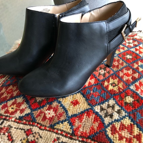 👗HOST PICK•2/17/20👗 ‘Madriena’ LEATHER & SUEDE - Picture 2 of 6